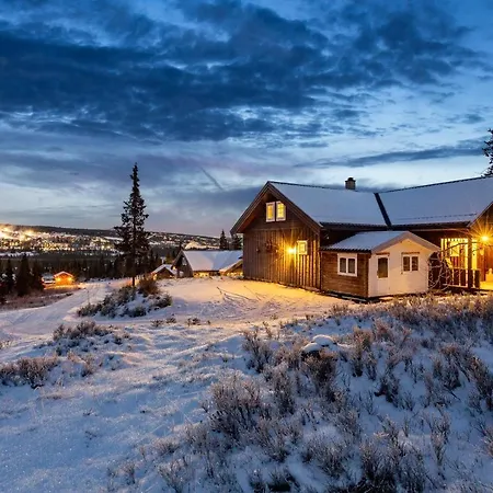 Skeikampen With Mountain View, Jacuzzi, And 8 Bedrooms *