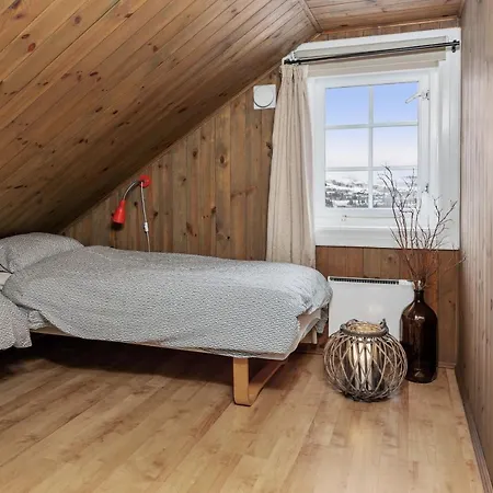 Skeikampen With Mountain View, Jacuzzi, And 8 Bedrooms Chalet *