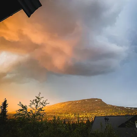 Skeikampen With Mountain View, Jacuzzi, And 8 Bedrooms Alpesi faház *